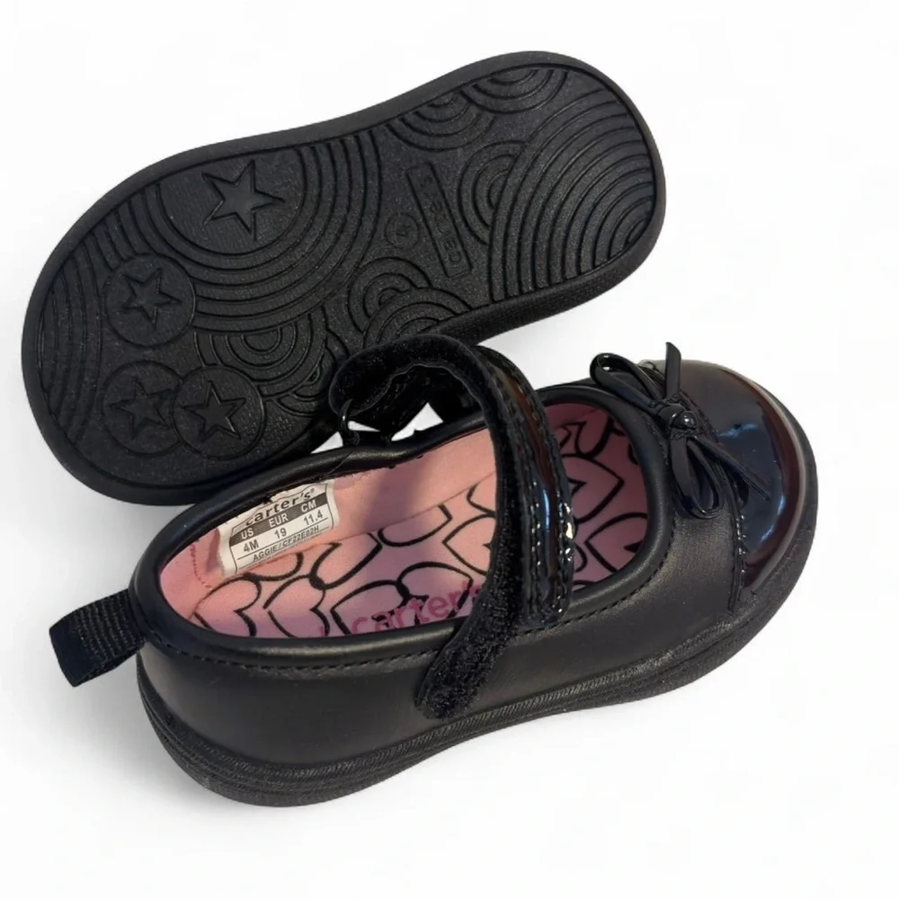 Carter's Aggie Toddler Girls' Mary Jane Black patent Flats 4m